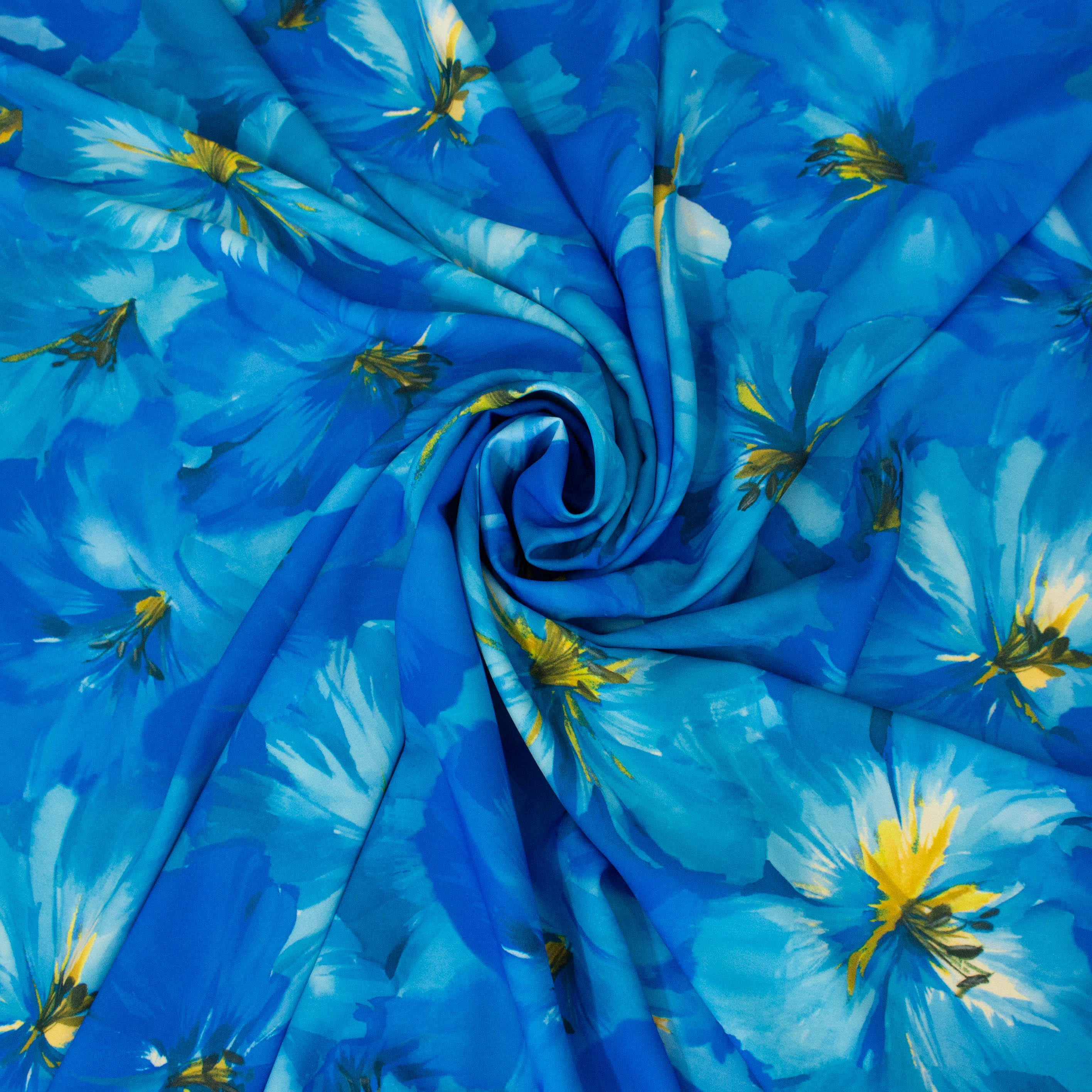 Polyester met turquoise bloemen